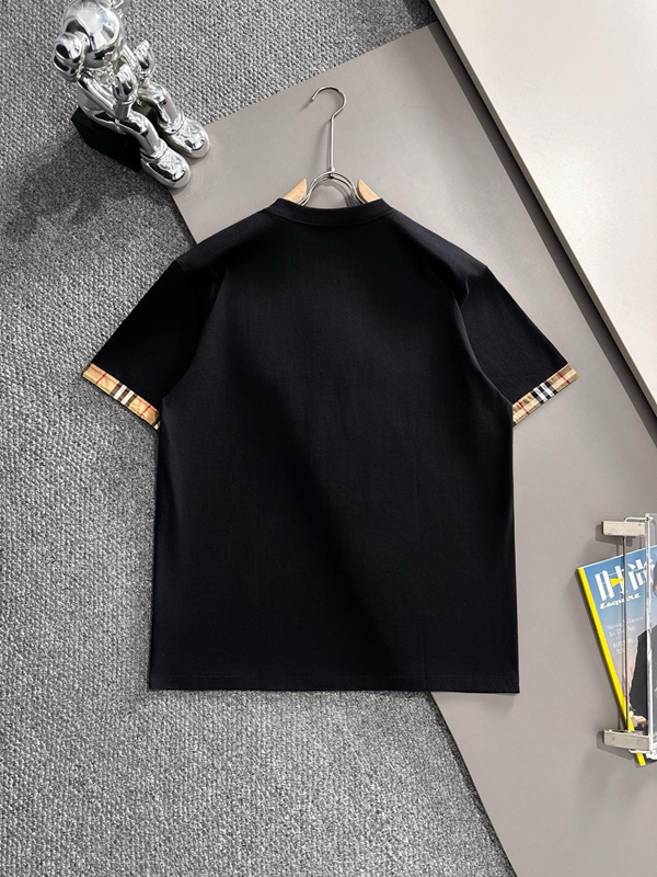 ブランドTシャツ背面デザイン